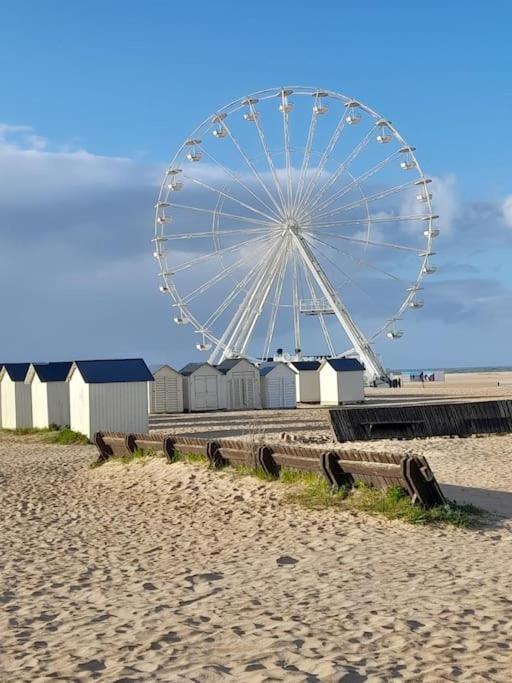 Persea Yourhosthelper Ouistreham Eksteriør bilde